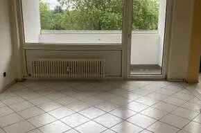 Köln-Neubrück,  statt 299.000,- aktuell 272.000,- € ETW , provisionsfrei, leerstehend, ohne Provision