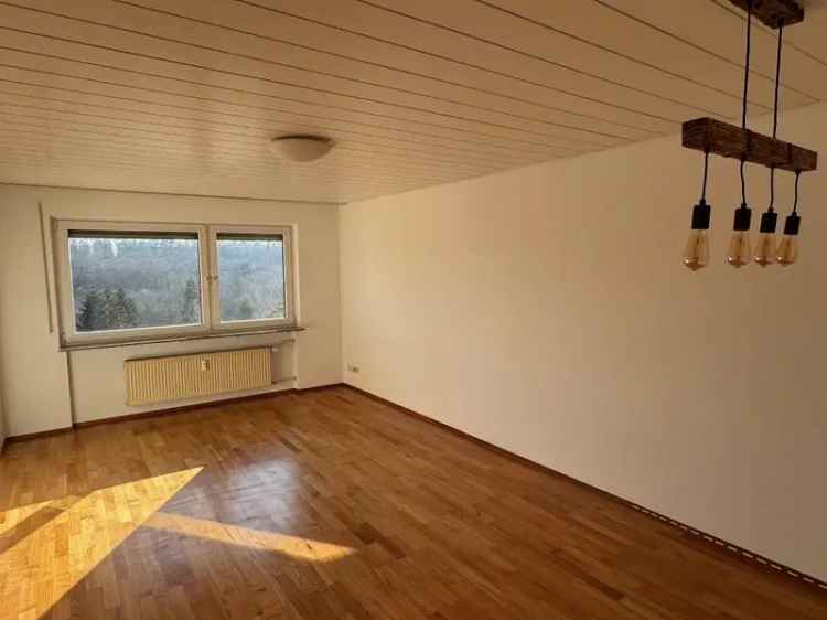 Mieten 3 Zimmer Wohnung Stuttgart mit Südbalkon und Panorama Aussicht