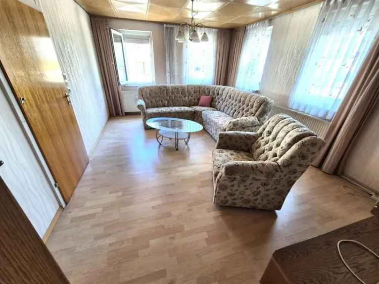 *Mehrfamilienhaus Weitblick* ~ Ideal für Handwerker ~ Werkstatt