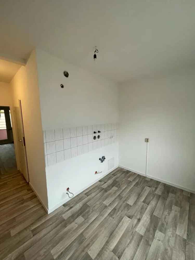 Schöne 2-Zimmer-Wohnung mit Balkon in Walddrehna Heideblick