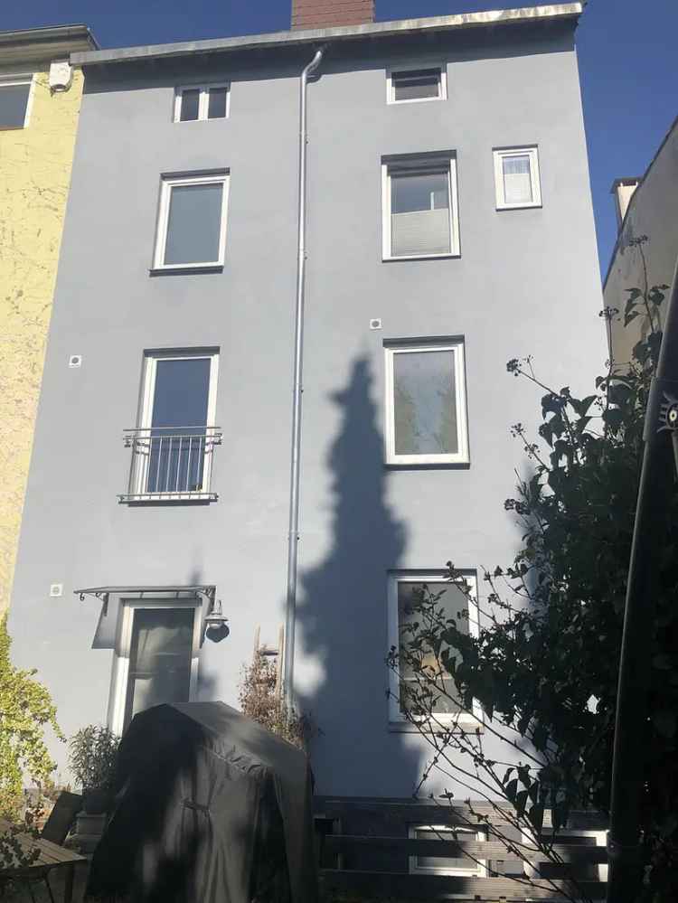 Mehrfamilienhaus