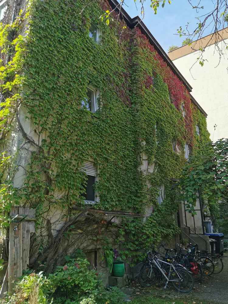 Innenstadtlage! Altbaubestand und künftiges Baugrundstück