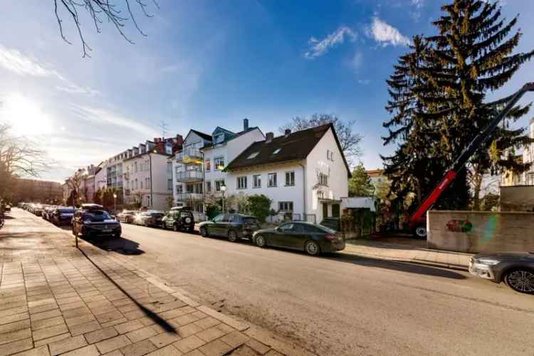 Charmantes Einfamilienhaus mit idyllischem Garten im pulsierenden Altschwabing