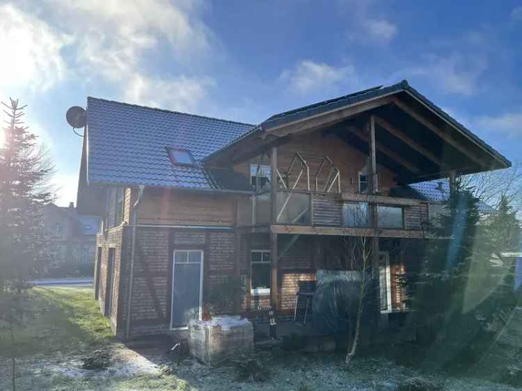 Mieten Sie eine 4-Zimmer-Wohnung im Erdgeschoss mit Carport und Wallbox