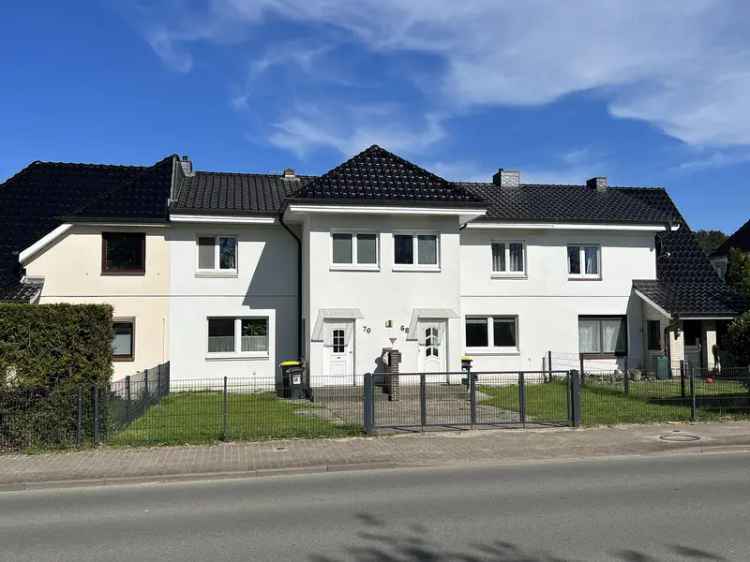 2 Reihenhäuser & Anbau in bester Lage von Büchen