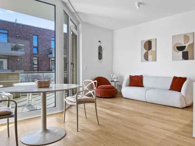 Erstbezug im Alsterkant – Möblierte 3-Zimmer Wohnung direkt am Alsterlauf