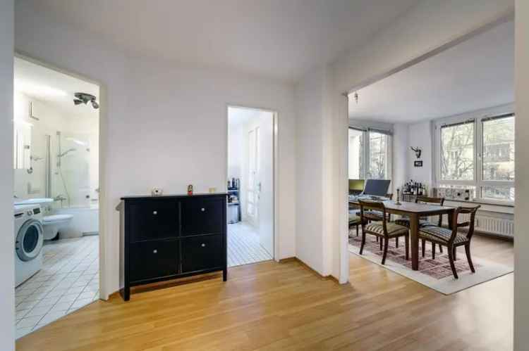 FREIE 2,5 Zimmer Wohnung inkl. TG – provisionsfrei