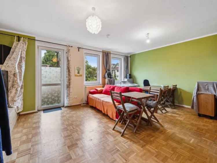 Vermietete 1,5-Zimmer-Wohnung mit Balkon in beliebter Lage von Berlin Alt-Hohenschönhausen