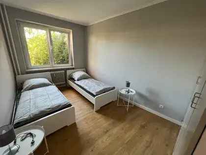 Wohnung (65.0 m²) zur Miete in Berlin (Friedrichshaller Straße 26, 14199 Berlin, Germany) - immosurf.de