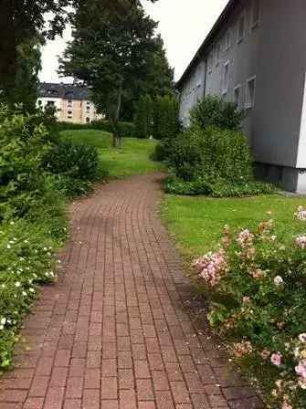 Erdgeschosswohnung: 2 Zimmer Oberholzweg17 in Essen