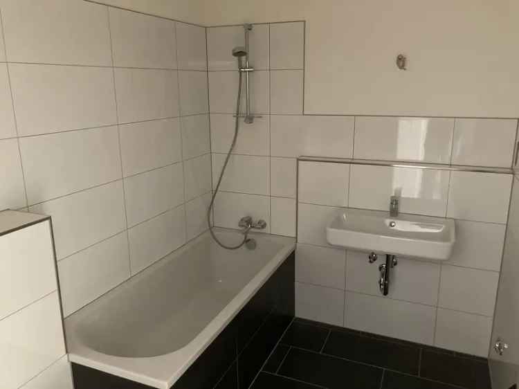 Attraktive 3 Zimmer Garten Wohnung im Herzen von Neu-Isenburg