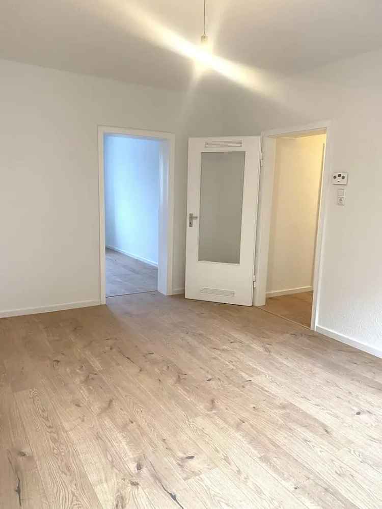 3 Zimmer - Renovierte und moderne Wohnung in Barmen