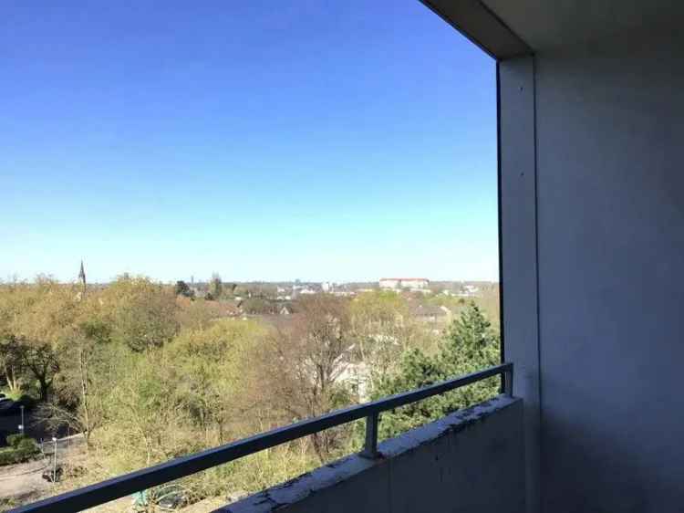 Stop! Ansprechende 2-Zimmer-Wohnung (WBS) mit Balkon!