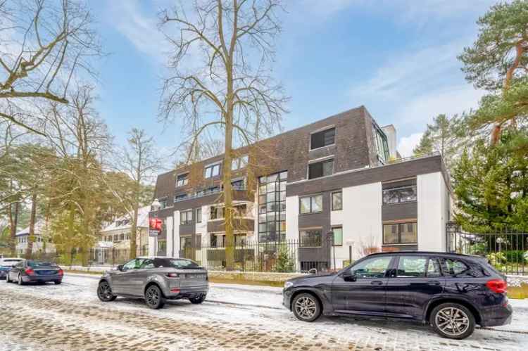 Luxuriöse Wohnung mit Gartenterrasse & Tiefgaragenplatz in idyllischer Toplage nahe Mexikoplatz