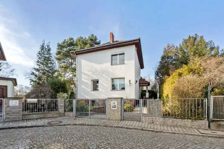 Modernisierter Altbau mit Garten Garage und Vollkeller