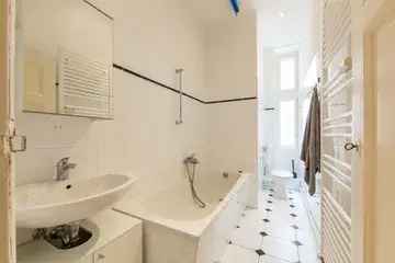 Wohnung (62.0 m²) zur Miete in Berlin (Georg-Klingenberg-Straße, 10318 Berlin, Germany)