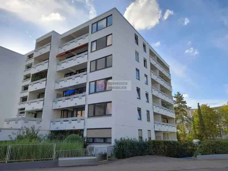 Top!! Provisionsfrei – renovierte 3-Zimmer-Wohnung mit Klimaanlage und Balkon