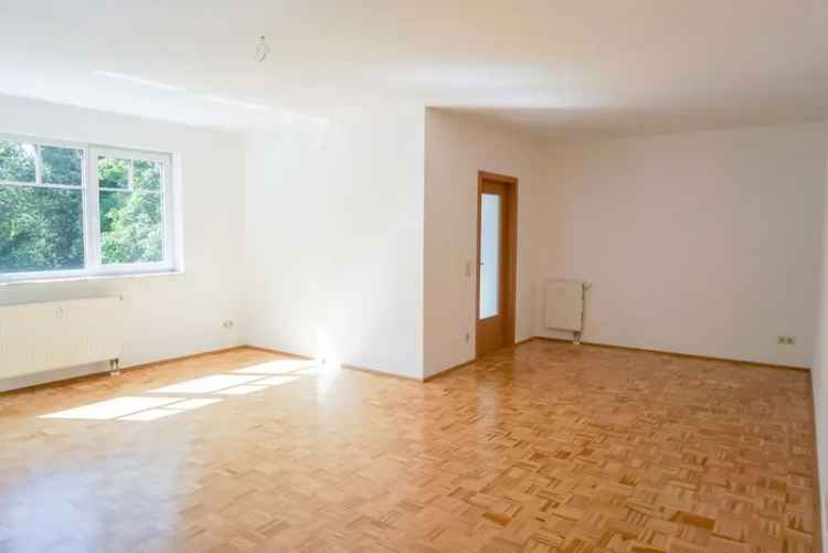 2-Zimmer-Wohnung in Dresden mit Westbalkon und Außenanlage