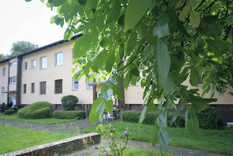 Charmante Aussichten im beliebten Berlin Marienfelde – drei Zimmer Eigentumswohnung mit Balkon