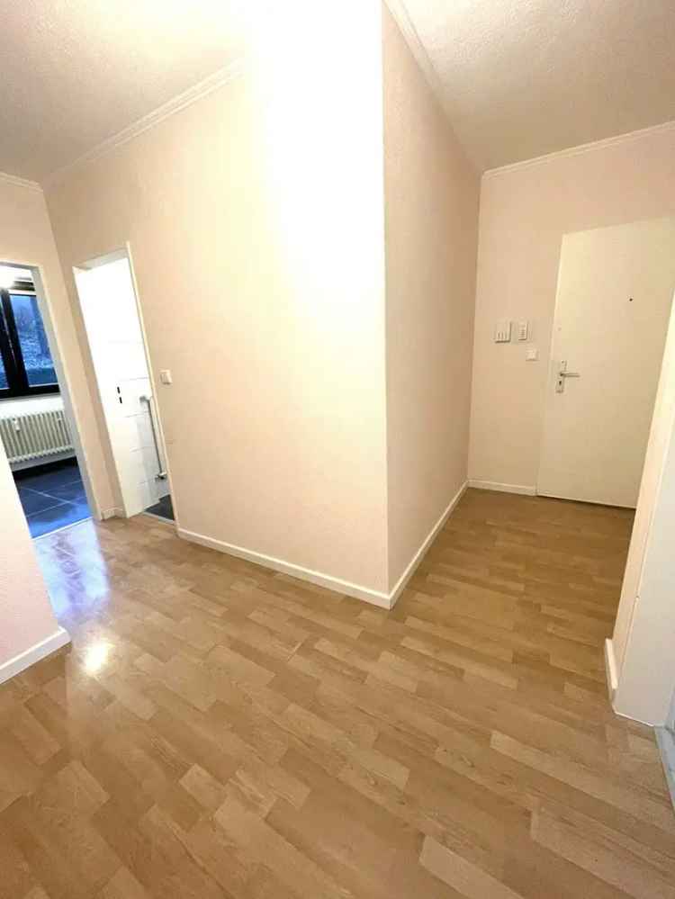 *** Moderne 2 Zimmer Wohnung mit Balkon und Tiefgaragenstellplatz in Wuppertal Oberbarmen ***