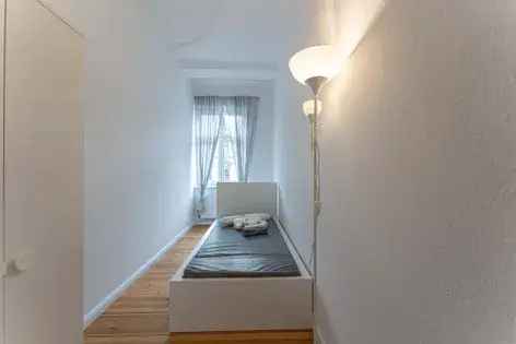 WG-Zimmer (32.18 m²) zur Miete in Berlin (Biebricher Straße 13, 12053 Berlin, Germany) - immosurf.de