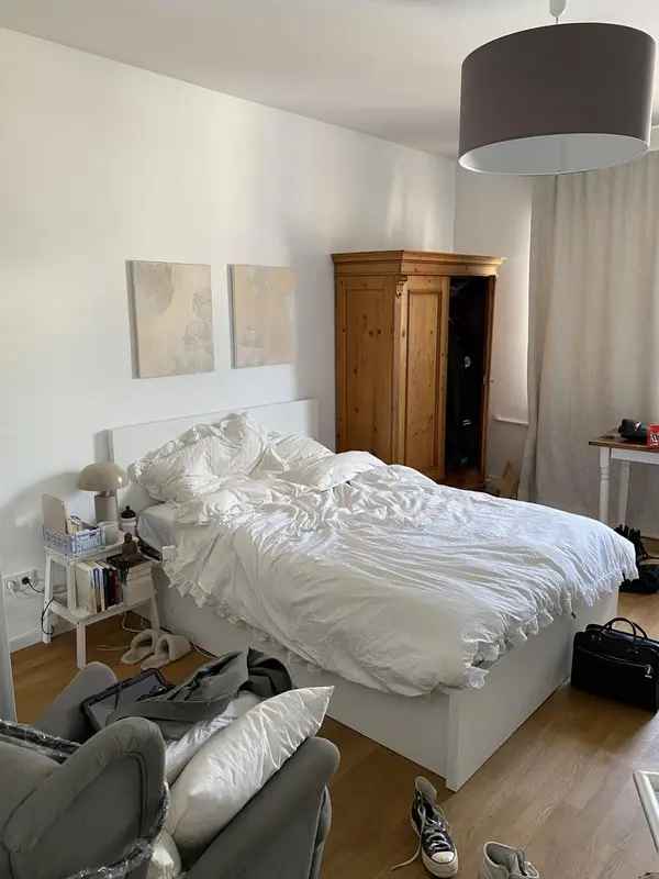 Mieten moderne wohnung in frankfurt am main mit balkon und einbauküche