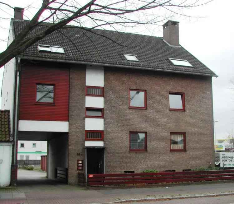 SOLLER – IMMOBILIEN  3 Zimmer-Wohnung in Aumund /  Vegsack mit Südbalkon ( BITTE BEACHTEN SIE DIE VORAUSSETZUNGEN)