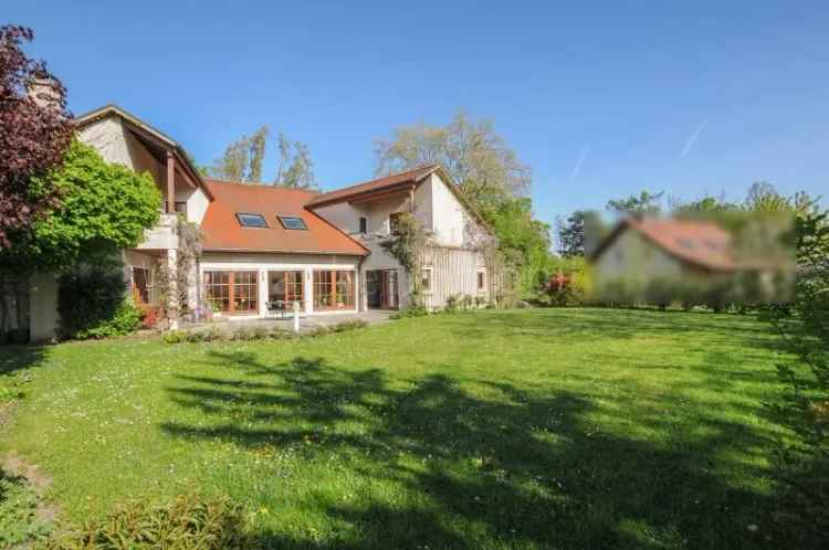 Idyllische Stadtvilla in Dresden mit großem Garten und Doppelgarage