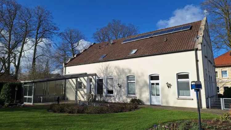Villa im Oldenburger Münsterland (3 Wohneinheiten)