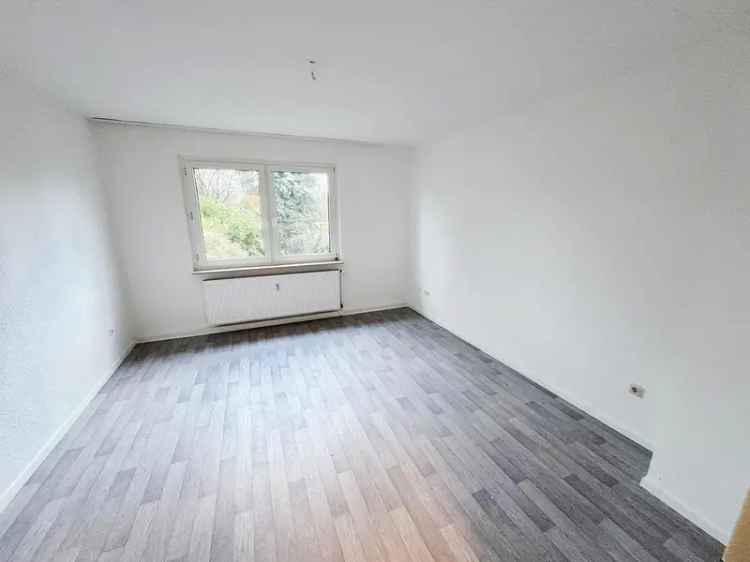 Renovierte 3 5 Zimmer Wohnung mit Garten und Stellplatz in Herne Wanne