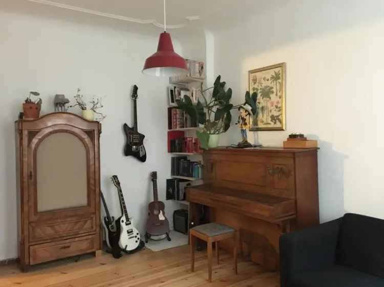 Große 3-Raum Wohnung Neukölln Balkon Badewanne