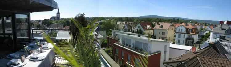 Penthousewohnung mit Terrasse und Stadtblick