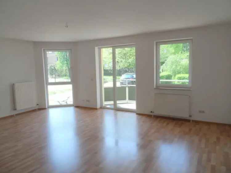 3-Zimmer-Wohnung in Leipzig mit Balkon und Stellplatz