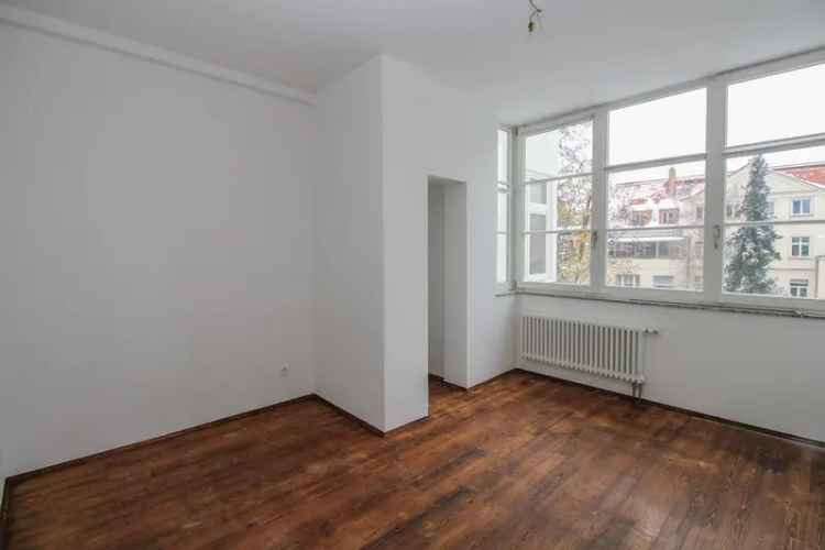 Traumhafte Stadtvilla in Bestlage: Direkt am Rosental mit viel Platz und großem Garten!