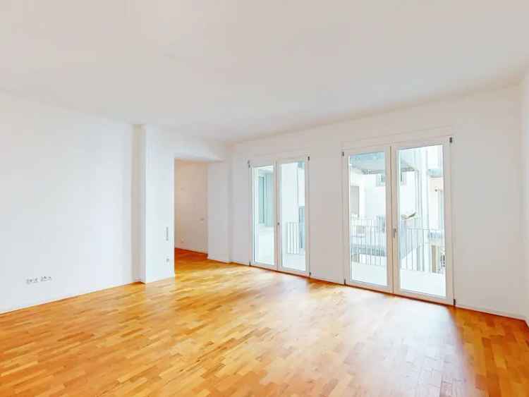 Charmante 2 Zimmer Wohnung Karlsruhe Balkon Badezimmer