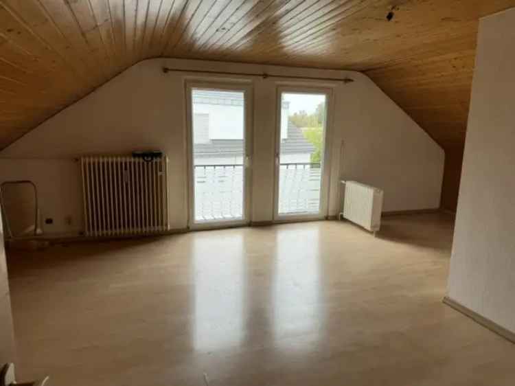 Dachgeschosswohnung Köln Weidenpesch 40m²