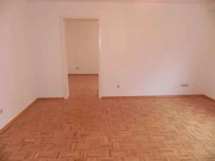Sanierte Wohnung im Herzen Biebers - freistehendes Einfamilienhaus