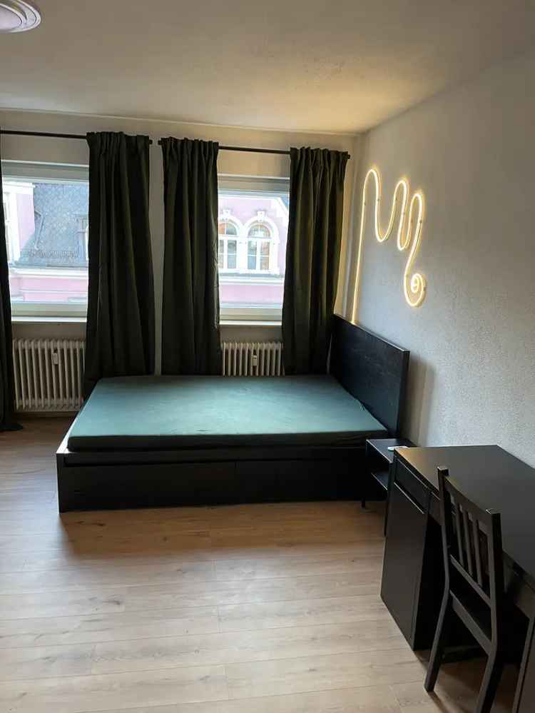Möbliertes Appartement zum Erstbezug nach Sanierung zu vermieten