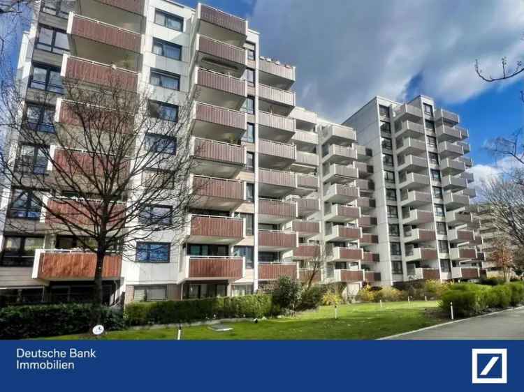 Großzügige 3-Zimmer-Wohnung mit sonniger Loggia in den grünen Innenhof