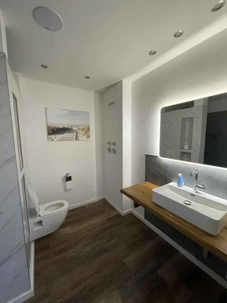 Moderne 5 Zimmer Maisonette Wohnung am Norderstedter Stadtpark