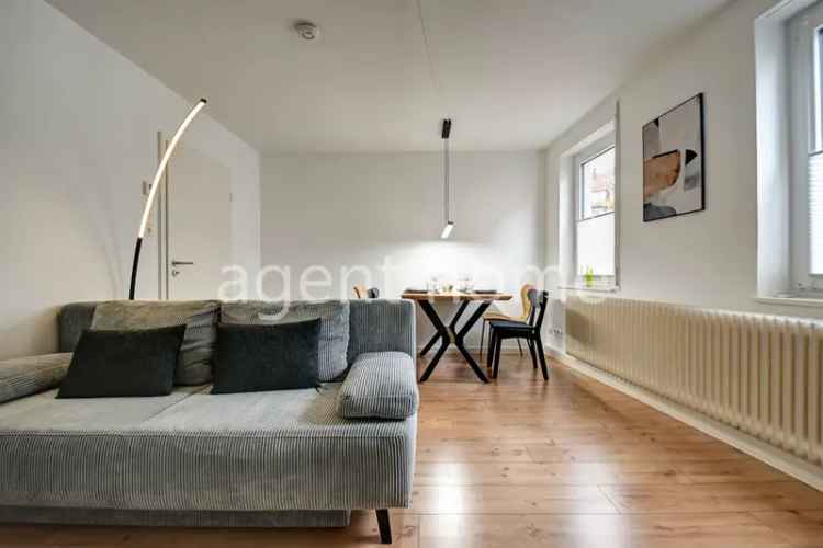 2 Zimmer Wohnung Stuttgart West Balkon Modern M









erichtet