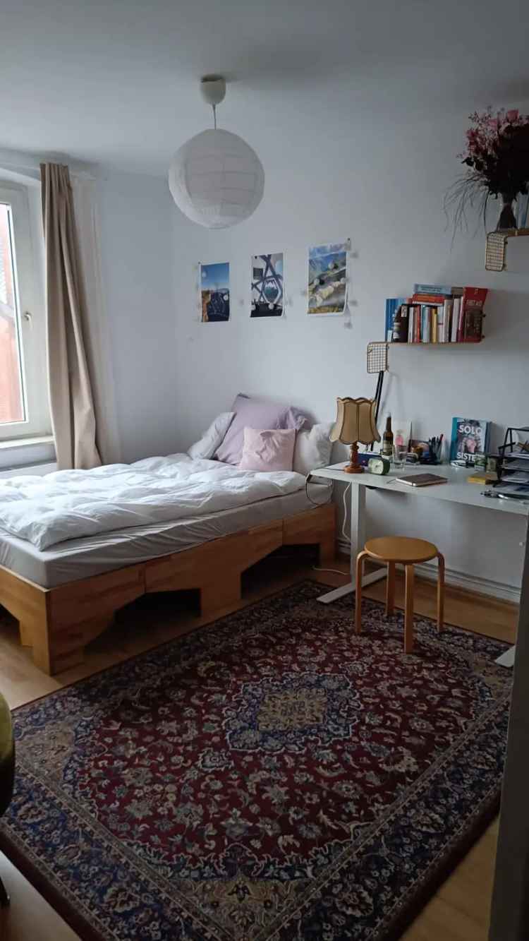 Wilhelmsburg 3 Zimmer Altbau Wohnung EBK Vollbad Garten WG geeignet