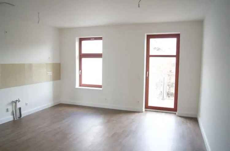 Jetzt aber! Gut vermietete 4 Zimmer ETW + Parkett + Lift + Wanne & Dusche + Balkon + Fußbodenheizung