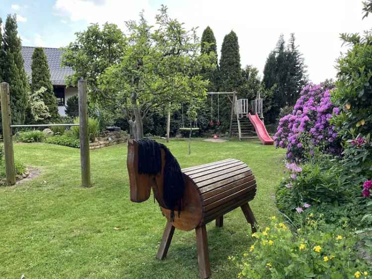 Liebevoll saniertes Einfamilienhaus