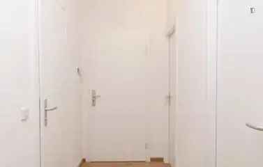 Wohnung (28.9 m²) zur Miete in Berlin (E3, Klara-Franke-Straße 20, 10557 Berlin, Germany)