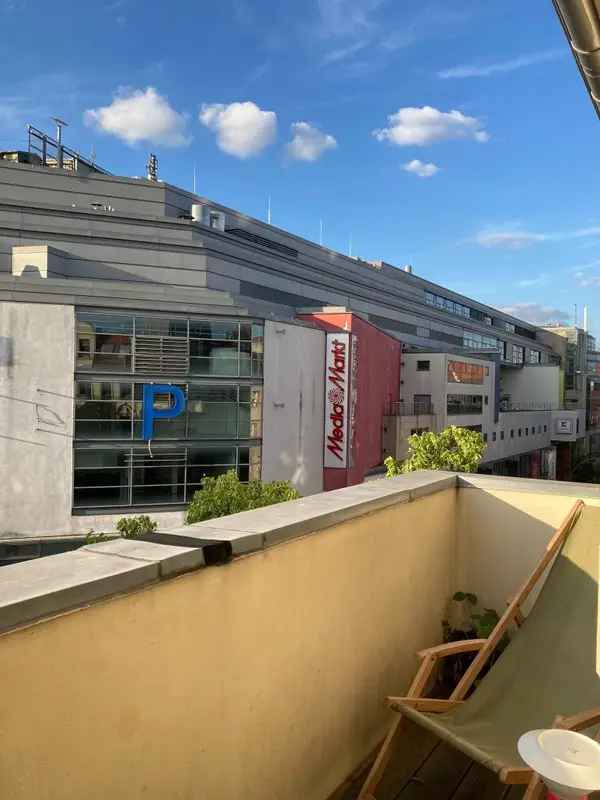 Mieten Wohnung in Neukölln Berlin mit 4 Zimmern und Balkon