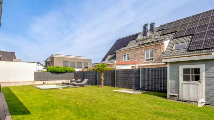 Exklusives Wohnen: Ihr Traumhaus mit Pool, Sauna und High-End-Ausstattung