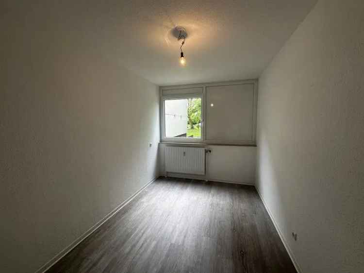 Da kommt man gern Heim. weitläufige 3,5-Zimmer-Wohnung