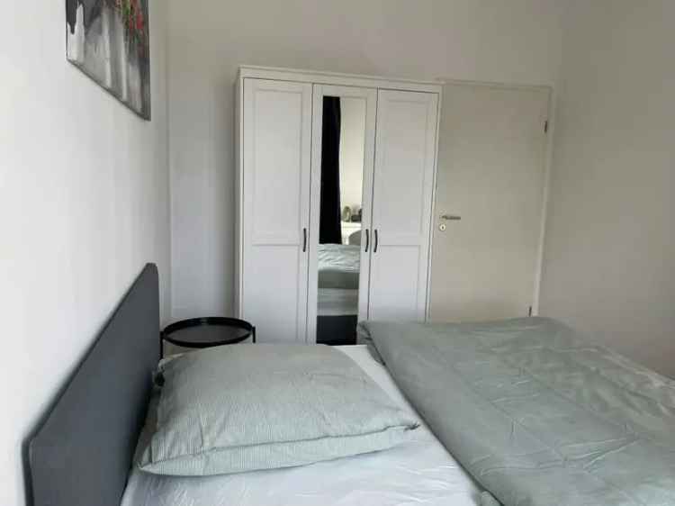 Privatzimmer in 3-Zimmer Wohnung Frankfurt