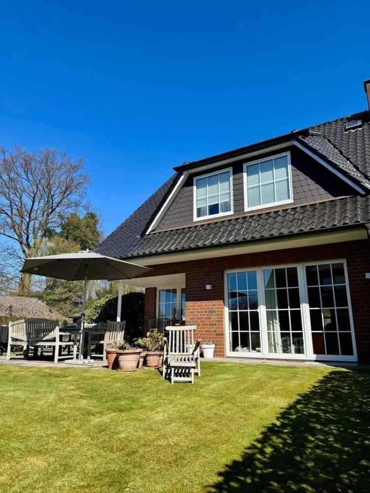 Exklusive Doppelhaushälfte in Hoisdorf – Ihr neues Zuhause!